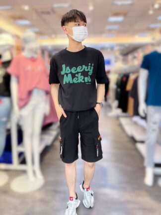 彈性側口袋休閒短褲