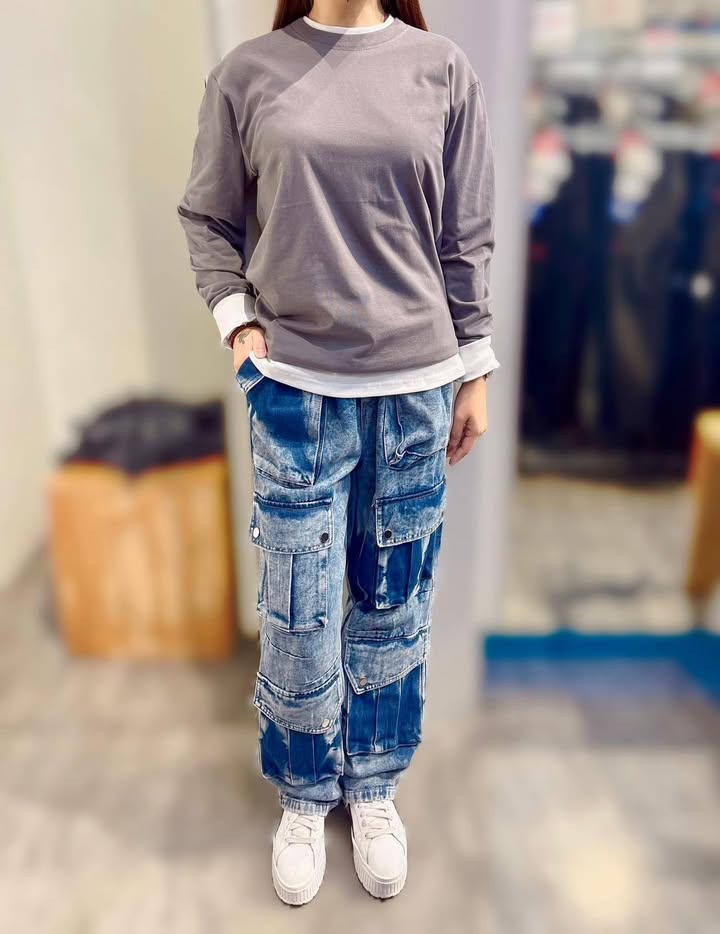 男女適用長袖素色薄T恤 - Image 6