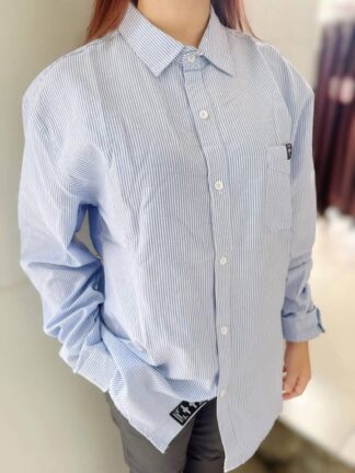 輕薄直條百搭襯衫