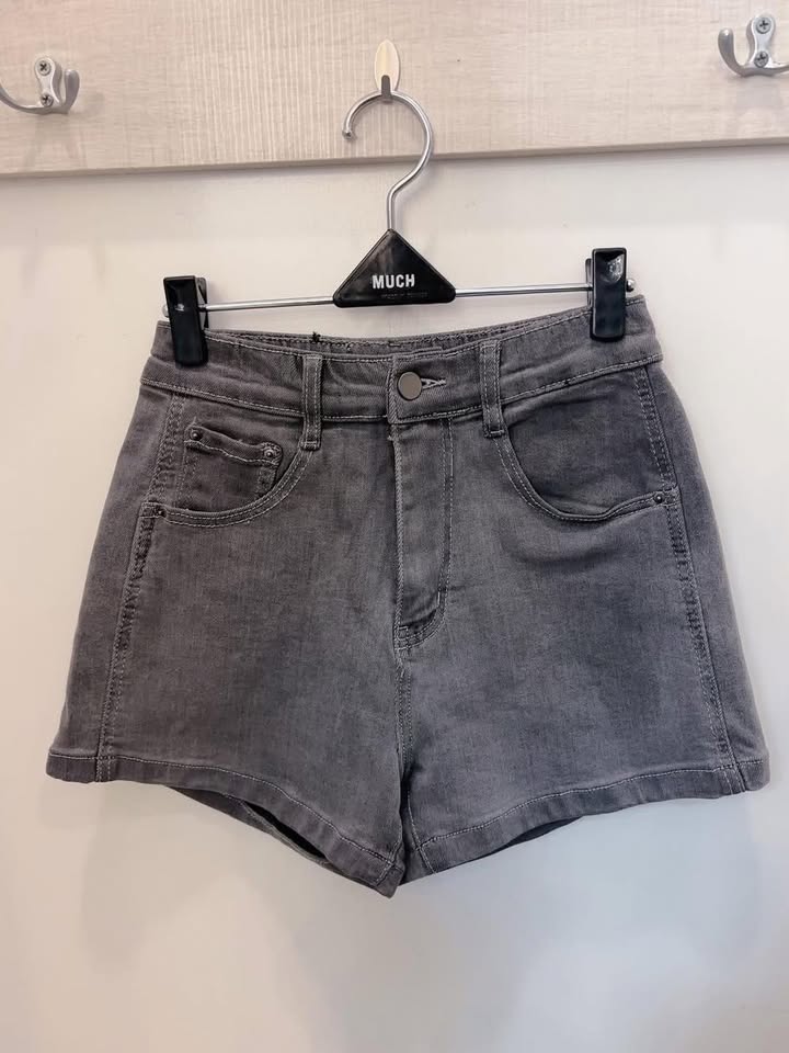 顯瘦視覺效果黑灰短褲 - Image 11