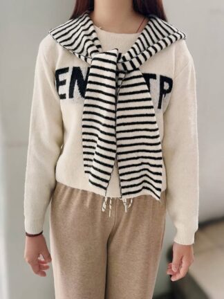 假兩件式連帽披肩毛衣