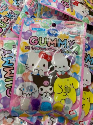 日本限定🇯🇵三麗𠥹Kitty家族4 D型水果軟糖2包一組89