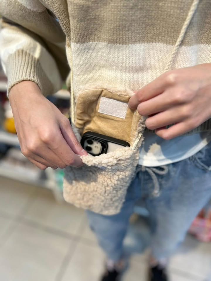 毛絨絨手機包:圖片 11