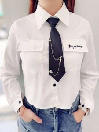 個性風短版繫領襯衫