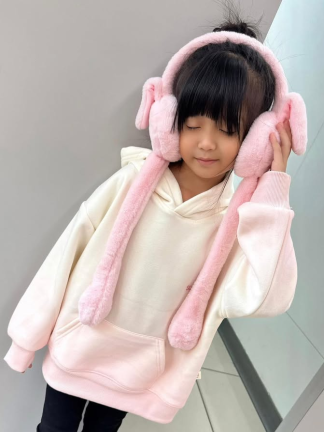 毛絨絨質地保暖耳罩