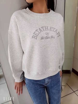 刺繡文字落肩T恤