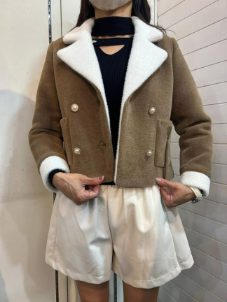 拼接毛絨絨外套