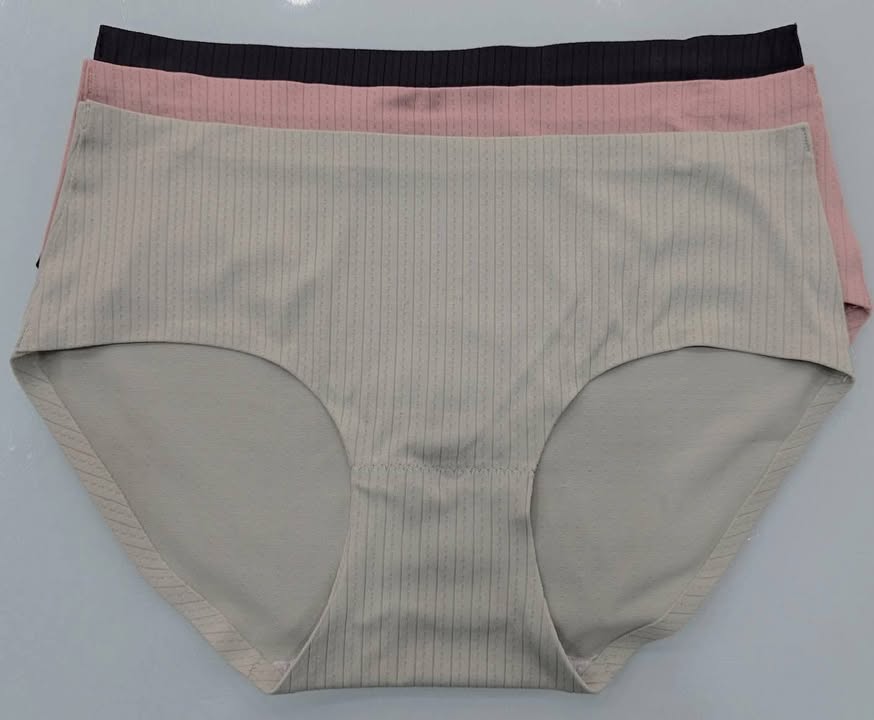 無痕內衣組 - Image 3