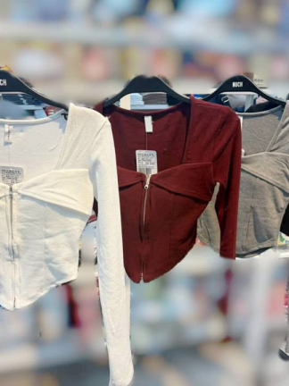 心機拉鍊設計顯瘦上衣