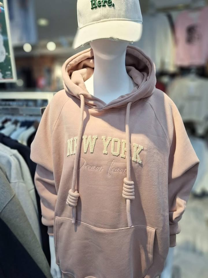 「NEW YORK」字母刺繡帽T - Image 3