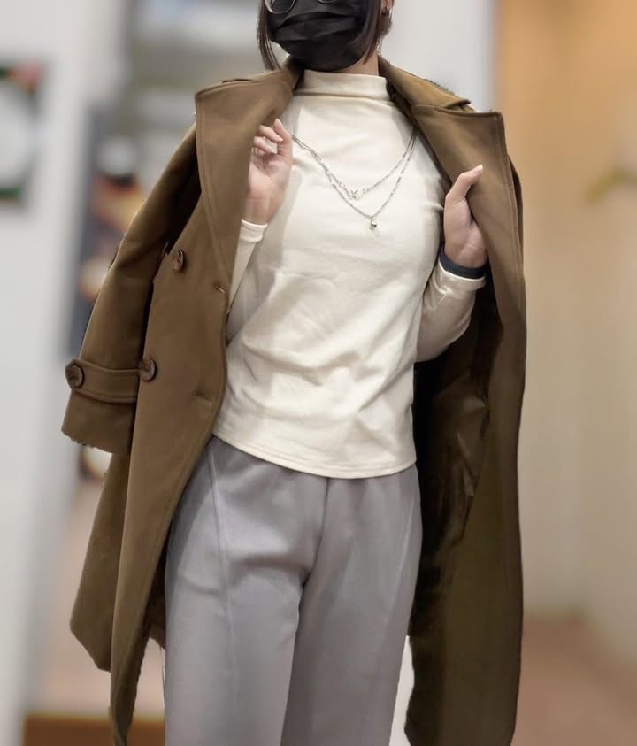 ✨ 微澎肩 x 高領設計附贈層次項鍊 - Image 4