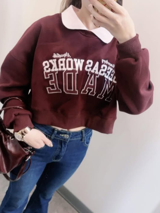 學院風字母拼接假兩件短版上衣