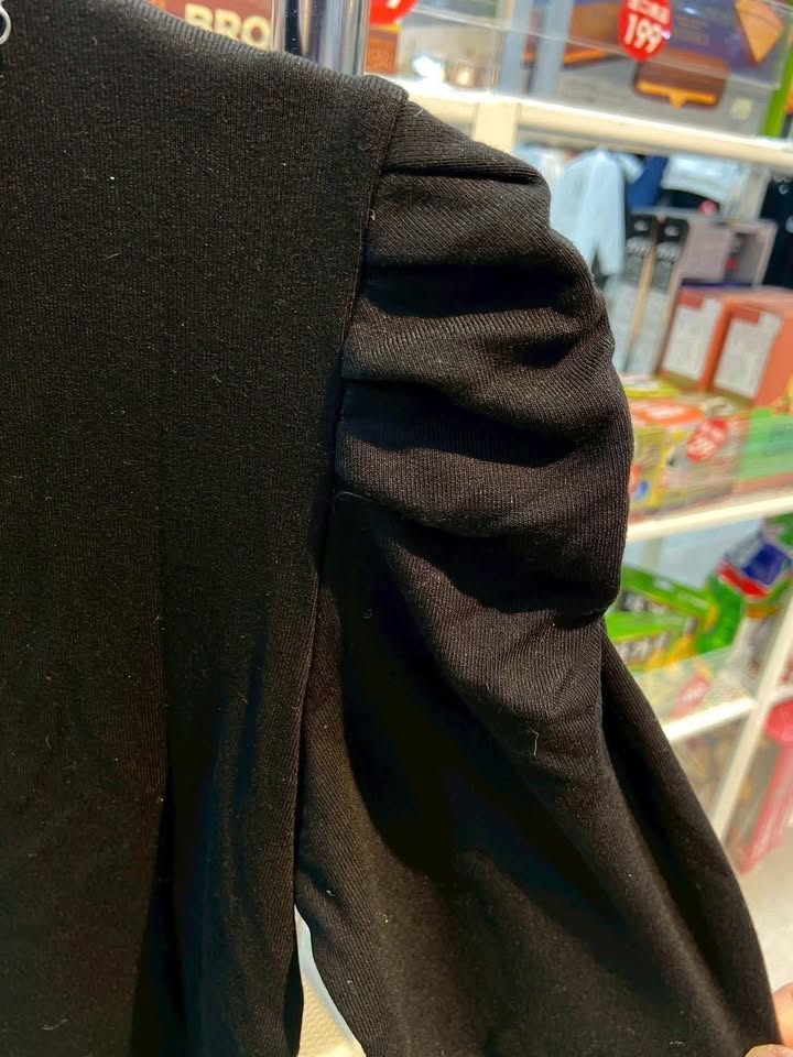 ✨ 微澎肩 x 高領設計附贈層次項鍊 - Image 12