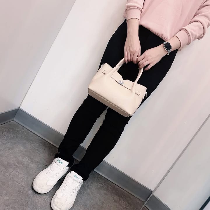 修身直筒牛仔褲 - Image 10