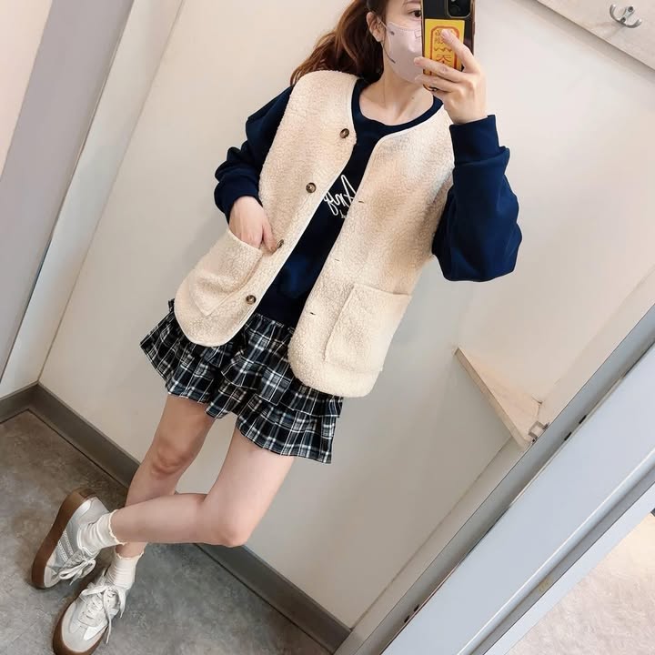 軟萌顆粒感保暖口袋背心