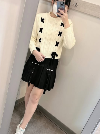 金屬環百褶造型短裙