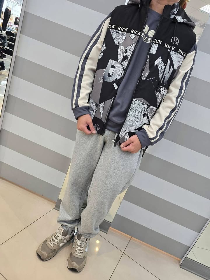 層次感天花板!美式拼貼連帽羽絨背心 - Image 5