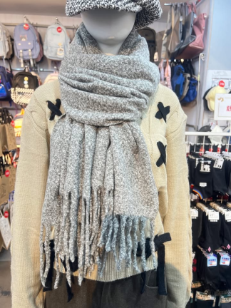 柔感流蘇保暖圍巾