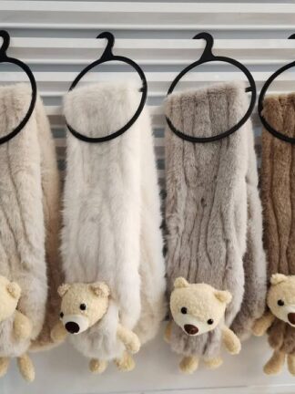 可愛療癒款軟綿綿毛絨圍巾