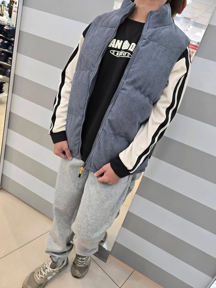 美式復古運動風.三線織帶撞色大學T - Image 6