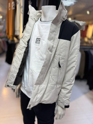 俐落機能感・連帽鋪棉外套