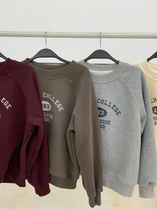 英文刷毛圓領ㄒ