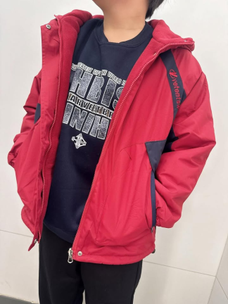 酒紅拼色連帽外套