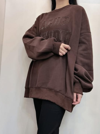 立體字母寬鬆衛衣T