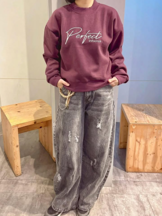 英文刺繡刷毛大學T