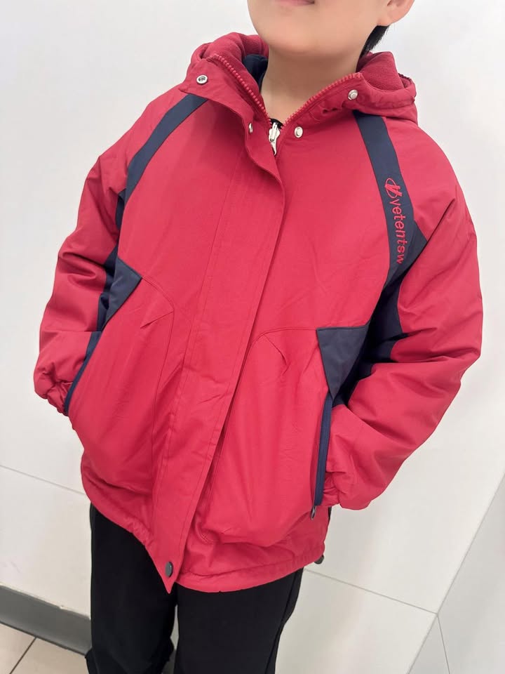 酒紅拼色連帽外套:圖片 4