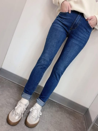 日常百搭牛仔窄管褲