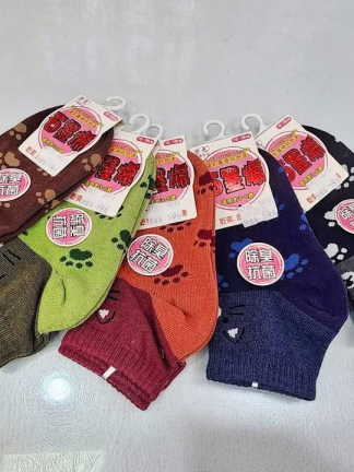 貓奴小朋友一定要收！超可愛貓咪圖案＋石墨烯童襪