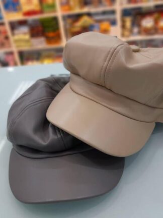 皮質感報童帽