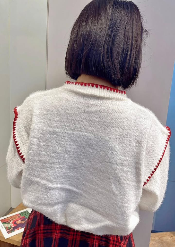 學院風櫻桃🍒毛衣 - Image 5