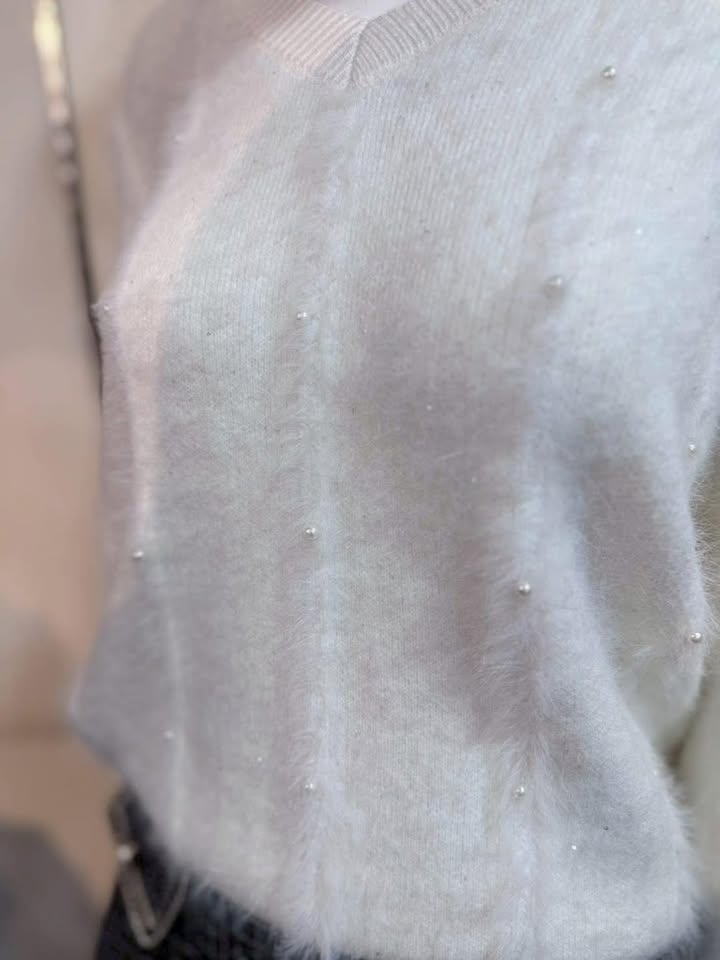 霧感珍珠點點V領柔軟針織上衣:圖片 5
