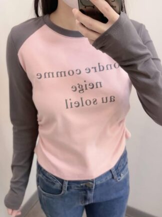 法式字母拼色短版上衣