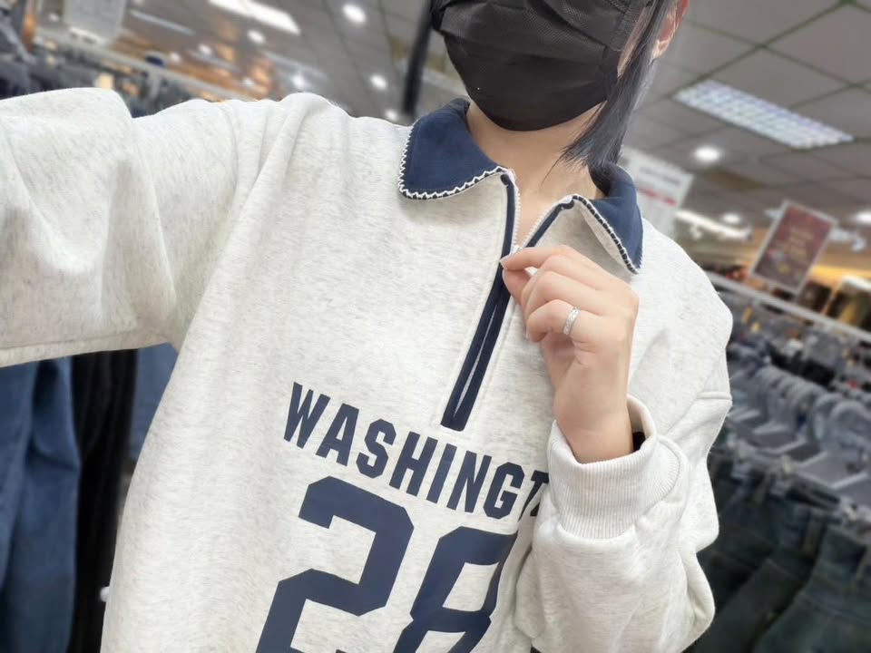 美式校園感・半拉鍊上衣:圖片 2
