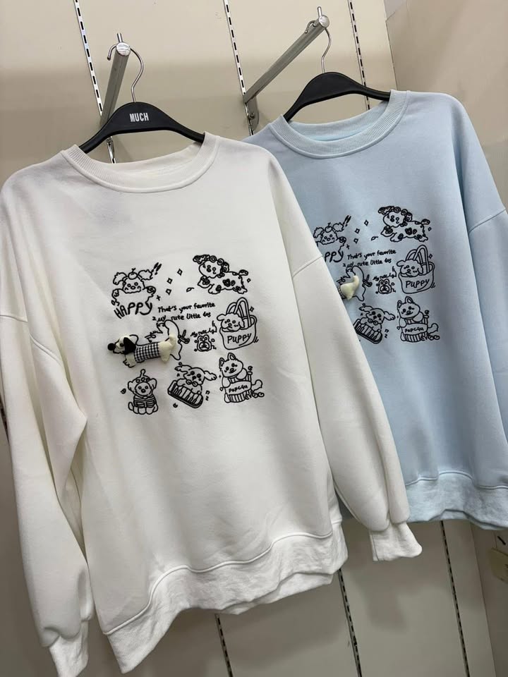 可愛小狗刺繡大學T🤍:圖片 3