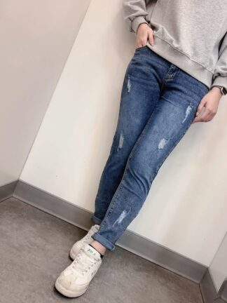 率性刷色修身牛仔褲