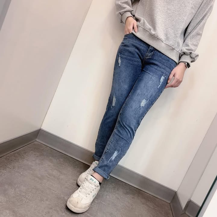 率性刷色修身牛仔褲
