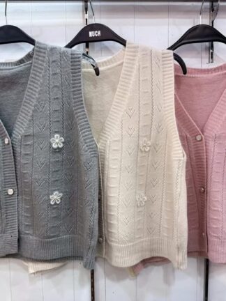 立體花朵刺繡針織排扣背心