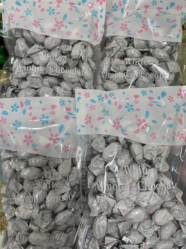 🇯🇵日本北海道杏仁白巧克力 250 g:圖片 7