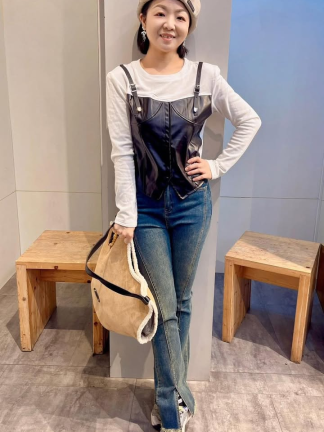 皮革拼接墊肩上衣