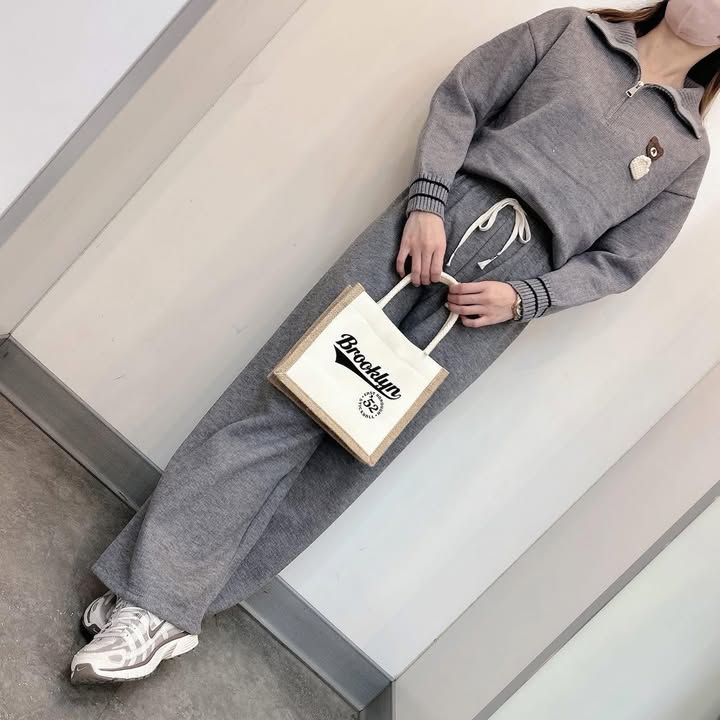 小熊刺繡半拉鍊針織上衣 - Image 12