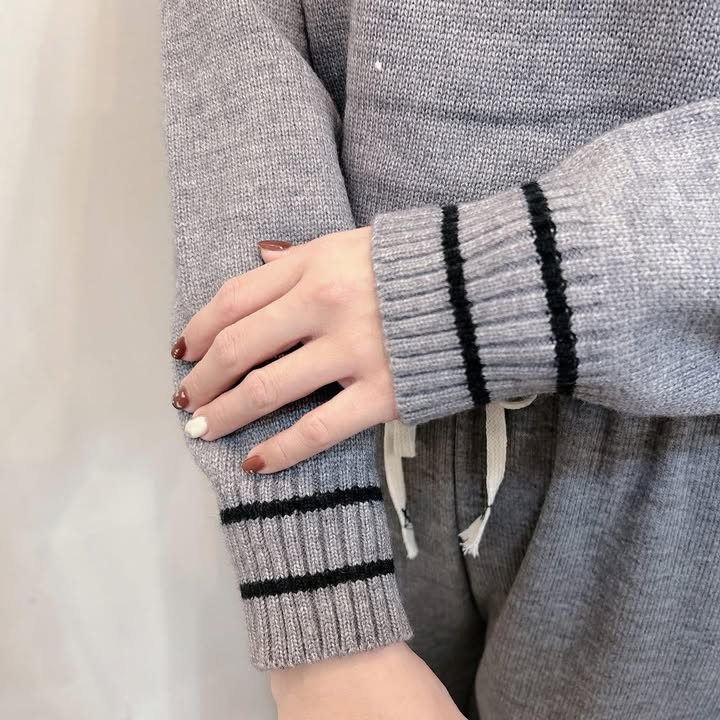 小熊刺繡半拉鍊針織上衣 - Image 6