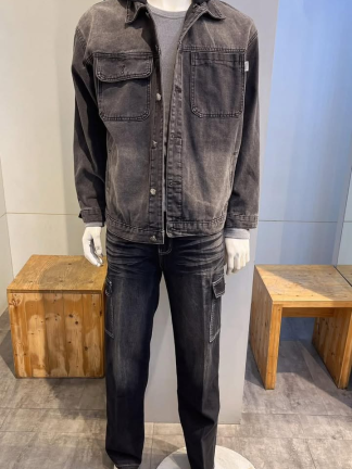 可拆帽水洗牛仔外套