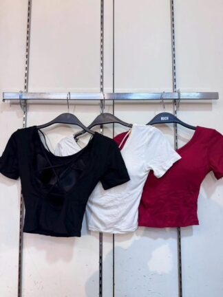 火焰女神交叉美背短版上衣