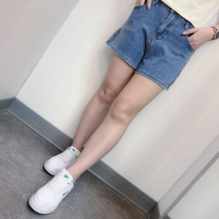 高腰三釦牛仔短褲:圖片 2
