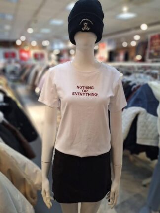 NOTHING OR EVERYTHING 字母印花短袖上衣