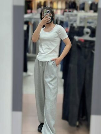 穿上就不想脫下來的寬褲 🤍